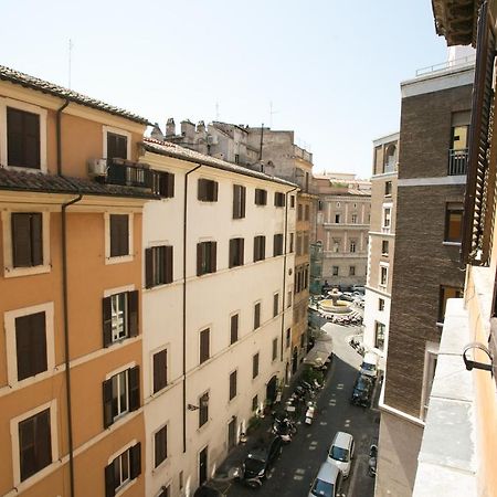 Private Room In Roma Centro Storico Exterior photo