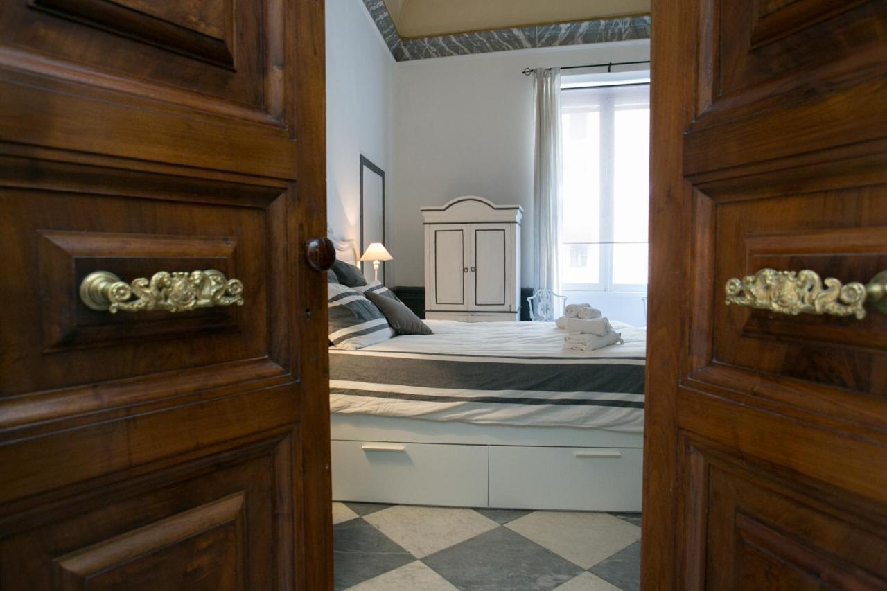 Private Room In Roma Centro Storico Exterior photo